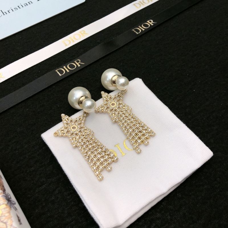 chr1st1an D10r earrings